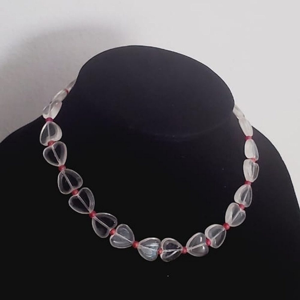 4/$20 Clear Varigated Lucite Bead Necklace. 🌴